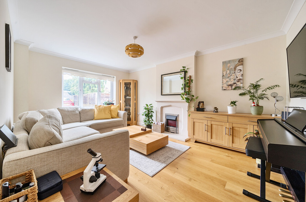 3 bed semi-detached house for sale in Old Farm Avenue, Sidcup  - Property Image 2