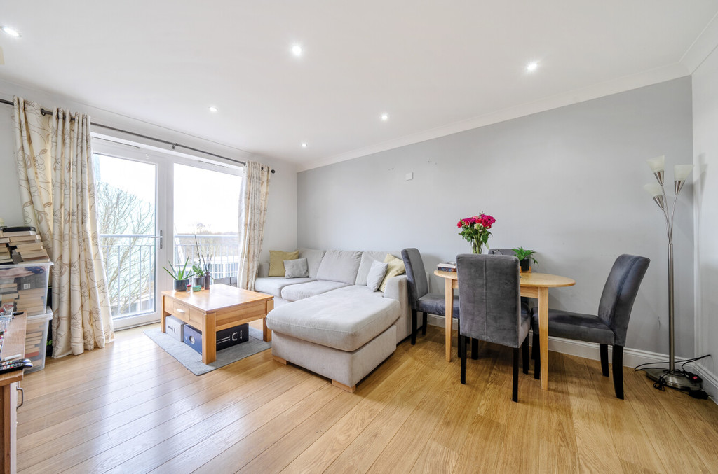 1 bed flat for sale in Maylands Drive, Sidcup  - Property Image 3