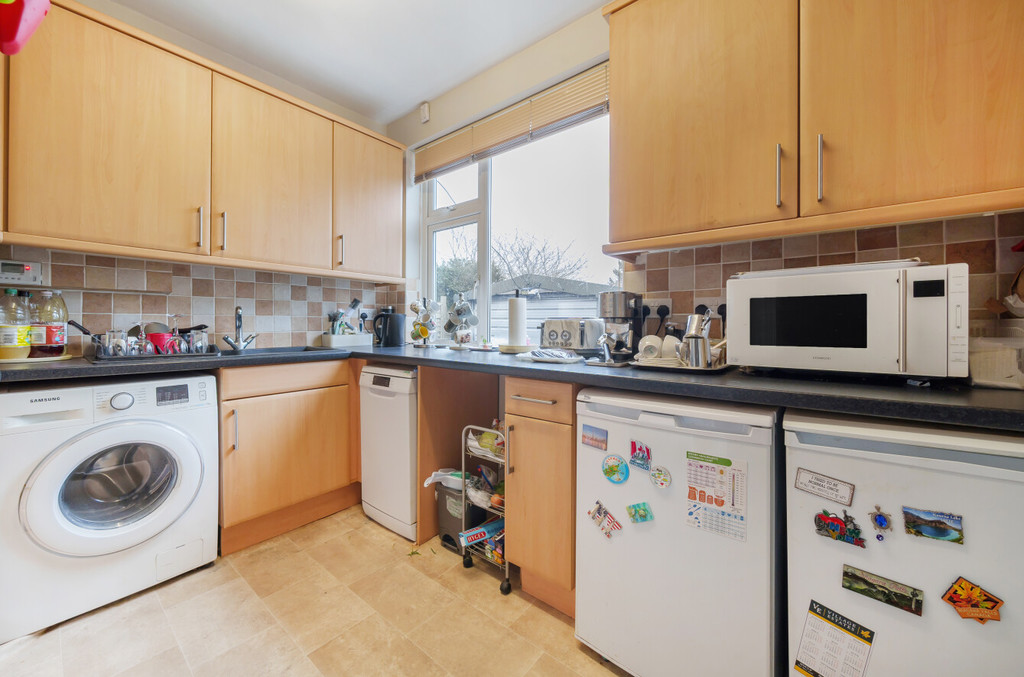 5 bed semi-detached house for sale in Abbeyhill Road, Sidcup  - Property Image 3