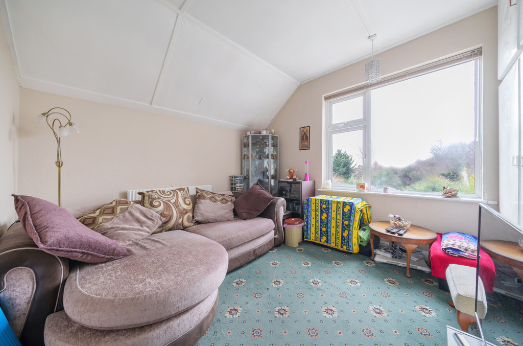 5 bed semi-detached house for sale in Abbeyhill Road, Sidcup  - Property Image 9