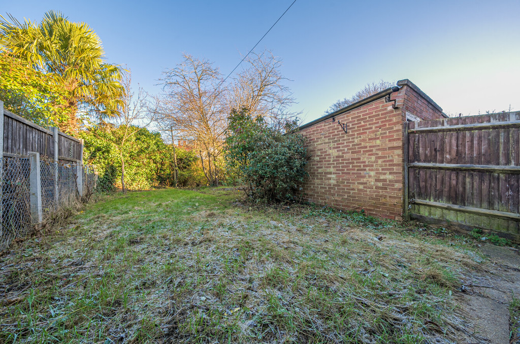 3 bed semi-detached house for sale in Partridge Road, Sidcup  - Property Image 13