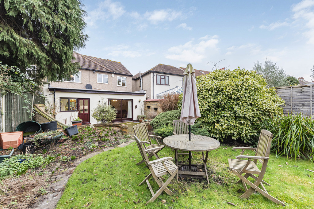 4 bed semi-detached house for sale in Longlands Park Crescent, Sidcup, DA15 7NG  - Property Image 14