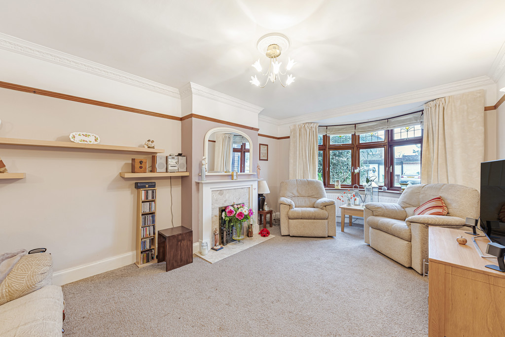 4 bed semi-detached house for sale in Longlands Park Crescent, Sidcup, DA15 7NG  - Property Image 2