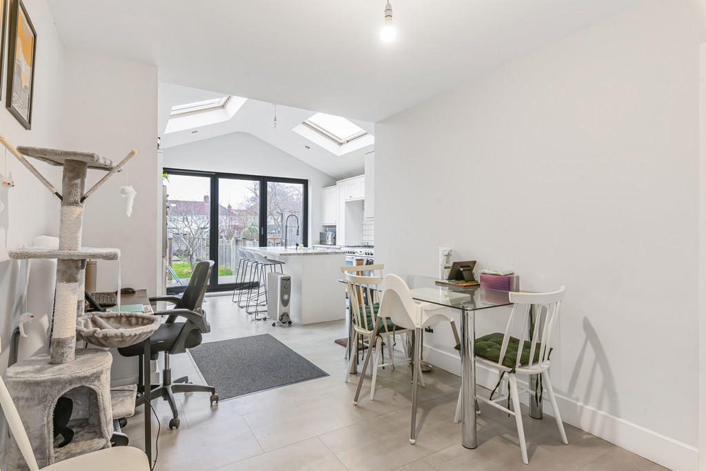 3 bed terraced house for sale in Old Farm Avenue, Sidcup, DA15 8AN  - Property Image 5