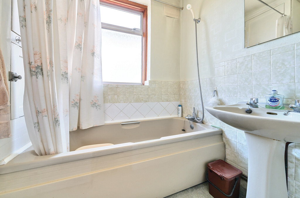 3 bed semi-detached house for sale in Bexley Lane, Sidcup, DA14 4JW  - Property Image 7