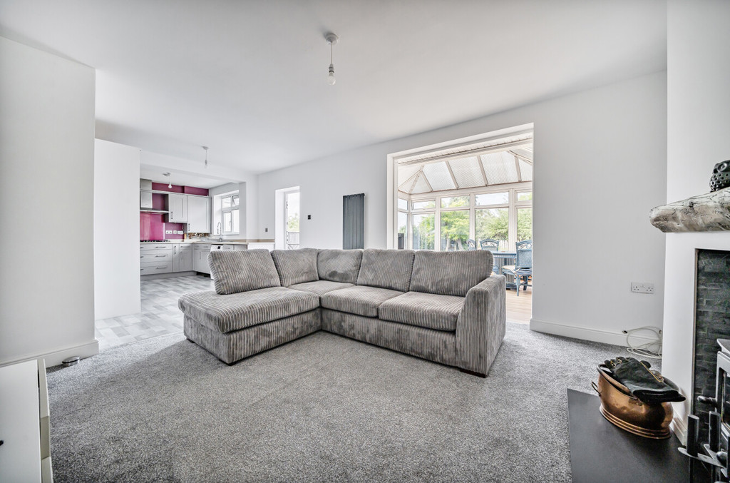 3 bed semi-detached bungalow for sale in Eaton Road, Sidcup, DA14 4PE  - Property Image 3