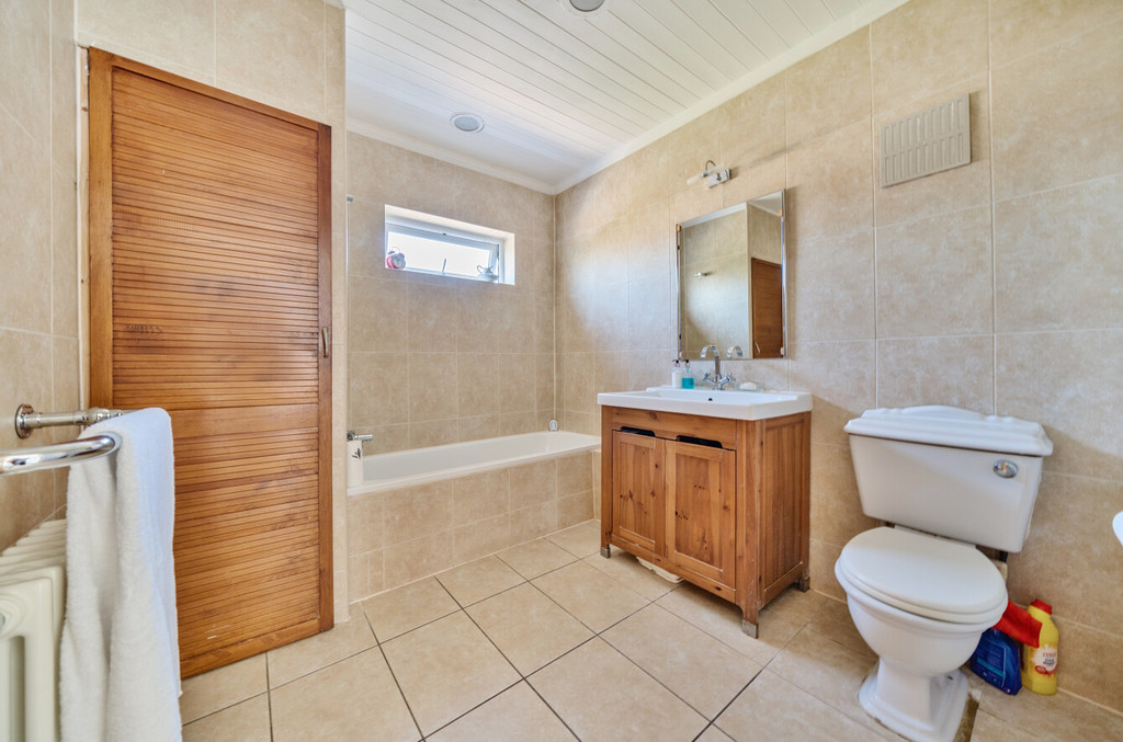 3 bed semi-detached house for sale in Gerda Road, New Eltham, SE9 3SH  - Property Image 11