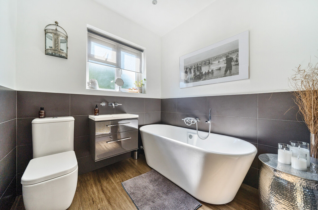 4 bed semi-detached house for sale in Birchwood Avenue, Sidcup, DA14 4JZ  - Property Image 11