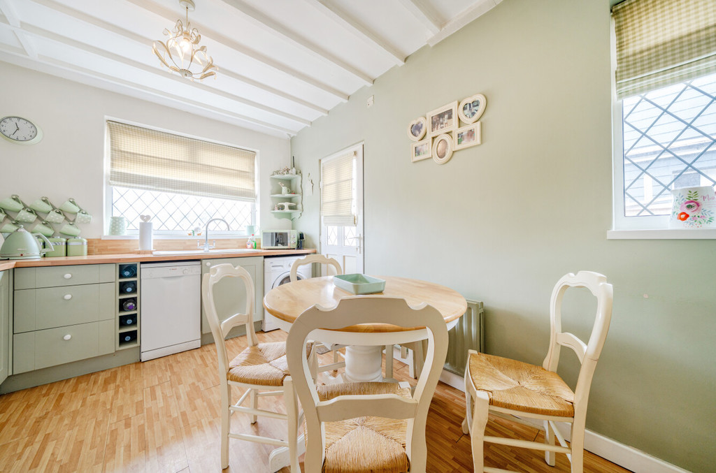 2 bed semi-detached bungalow for sale in Bexley Lane, Sidcup, DA14 4JJ  - Property Image 7