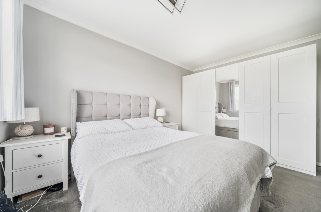2 bed maisonette for sale in Bursdon Close, Sidcup, DA15 8AQ  - Property Image 9