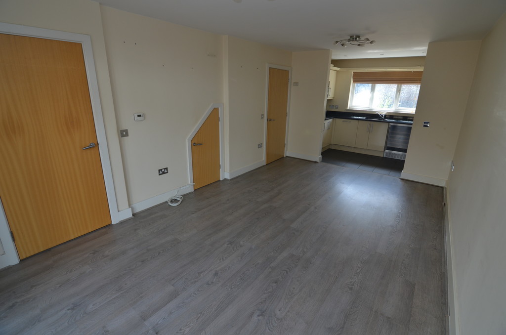 2 bed terraced house to rent in Shortlands Gardens, Bromley, BR2 0EA  - Property Image 3