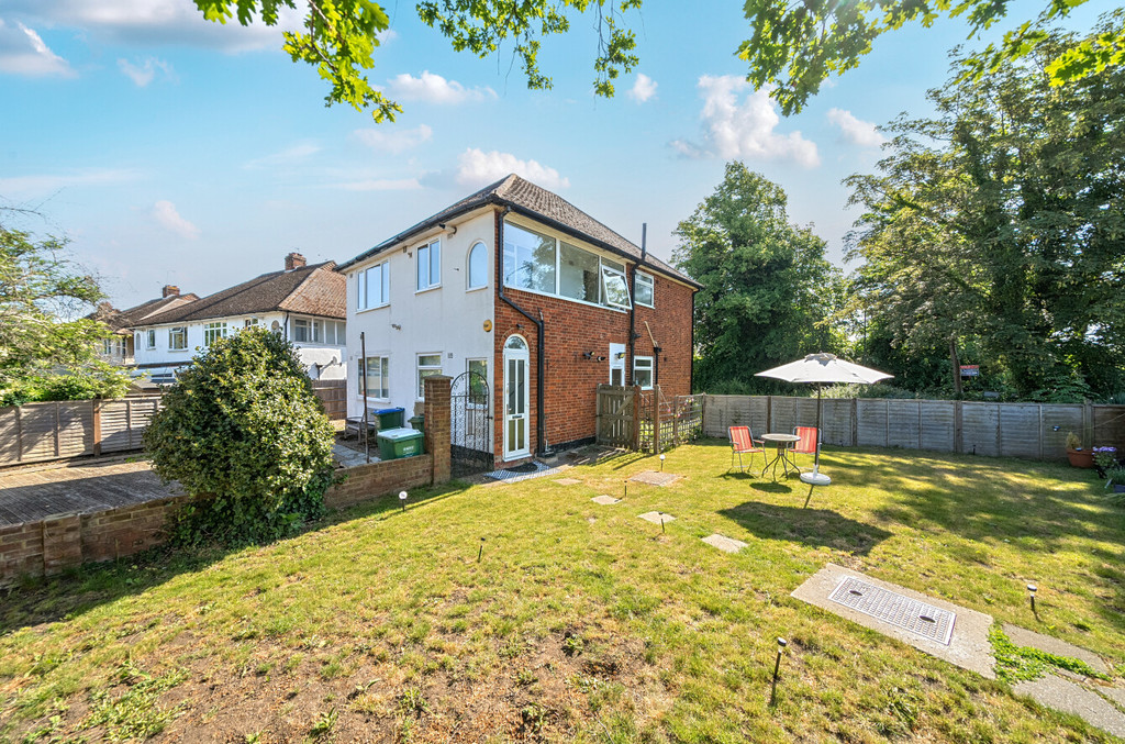 2 bed maisonette for sale in Blenheim Court, Sidcup, DA14 6QQ