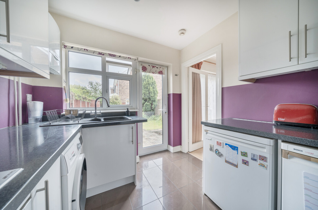 3 bed terraced house for sale in Birchwood Avenue, Sidcup, DA14 4JU  - Property Image 6