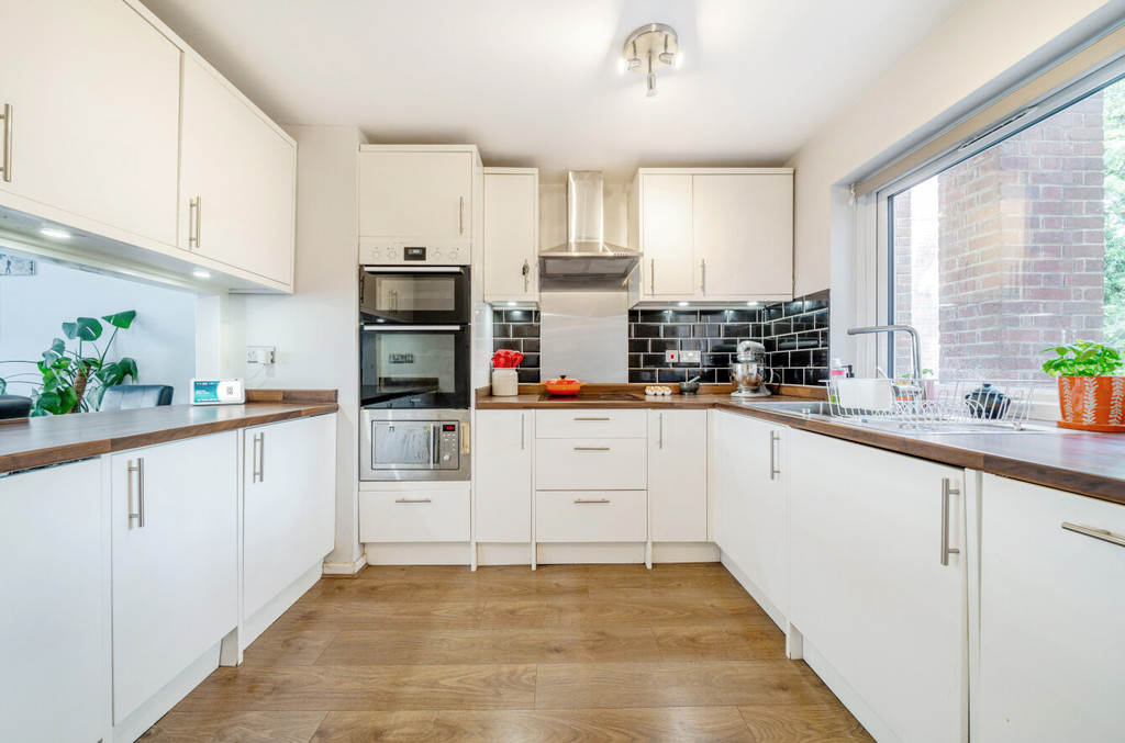 3 bed flat for sale in Manor Road, Sidcup, DA15 7HY  - Property Image 12