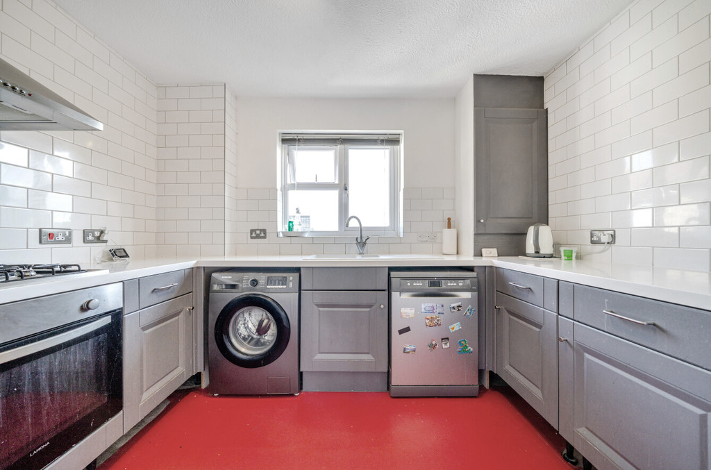 2 bed apartment for sale in Station Road, Sidcup, DA15 7DA  - Property Image 3