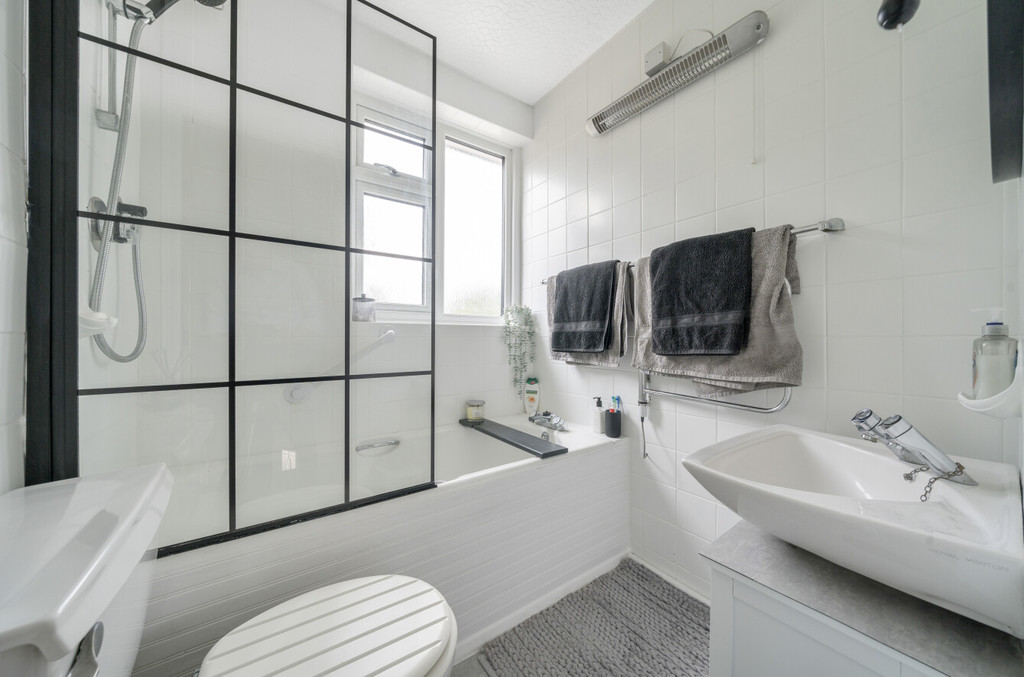 2 bed terraced house for sale in Penshurst Avenue, Sidcup, DA15 9EZ  - Property Image 10