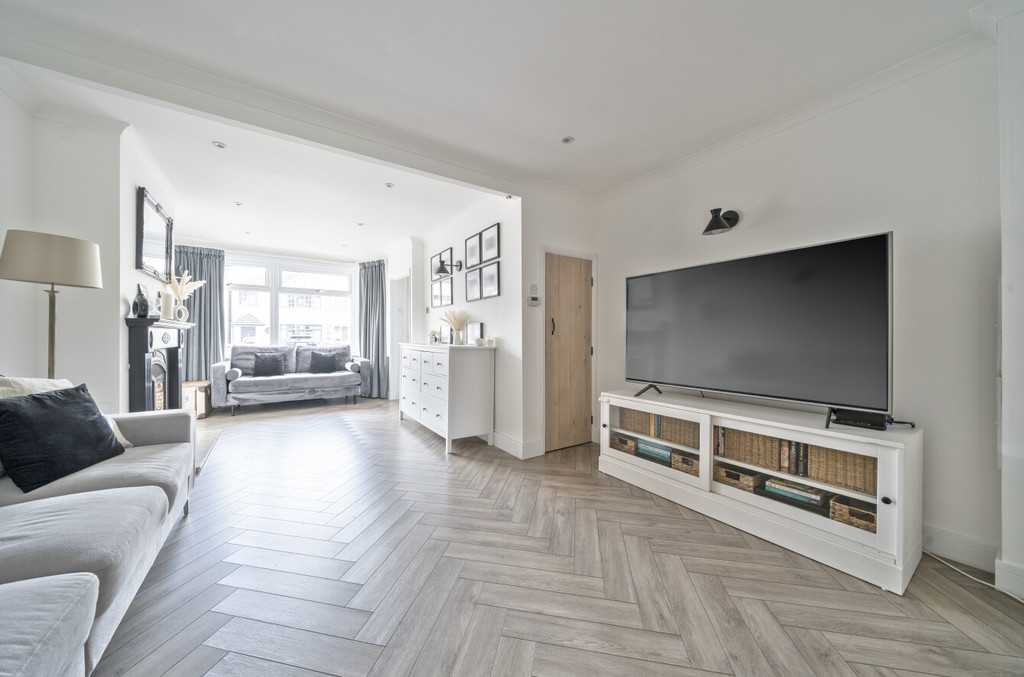 2 bed terraced house for sale in Penshurst Avenue, Sidcup, DA15 9EZ  - Property Image 2