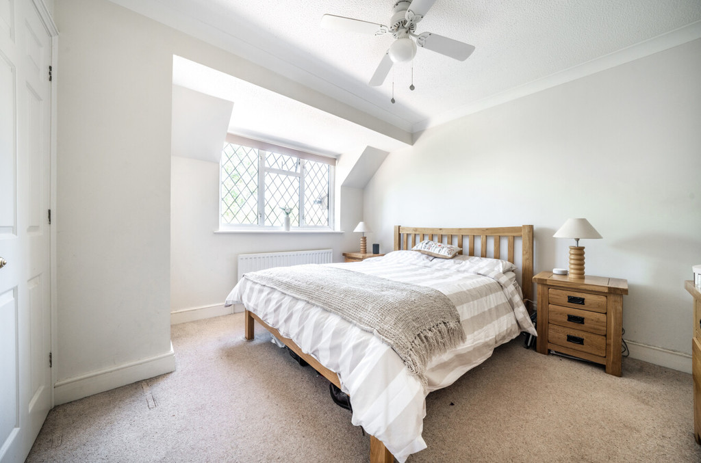 4 bed detached house for sale in Maple Leaf Drive, Sidcup, DA15 8WG  - Property Image 7