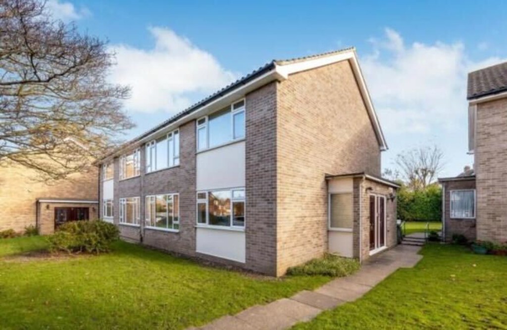 2 bed ground floor maisonette to rent in The Chevenings, Sidcup, DA14 4LA  - Property Image 12