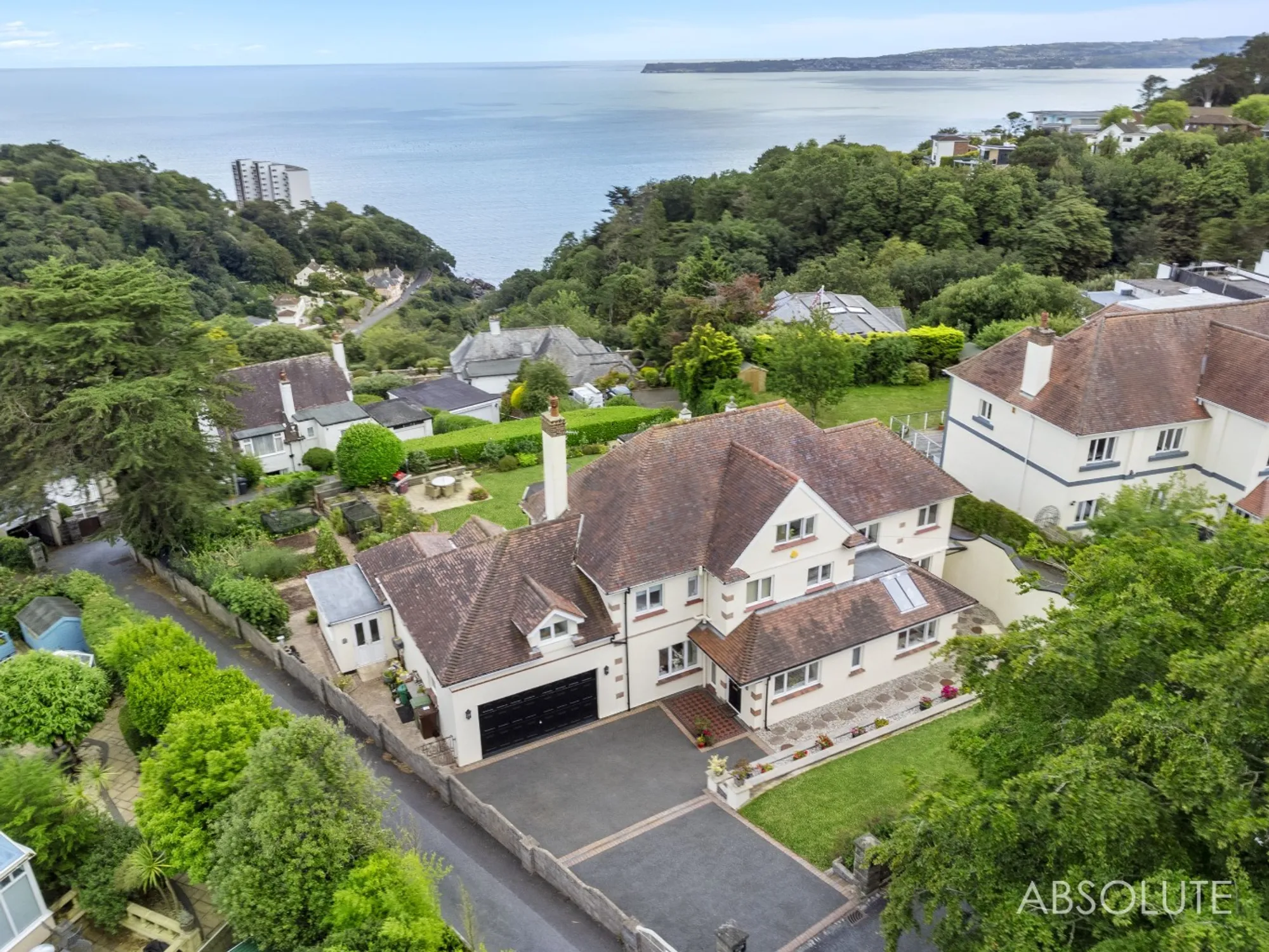 5 bed detached house for sale in Oxlea Road, Torquay  - Property Image 1