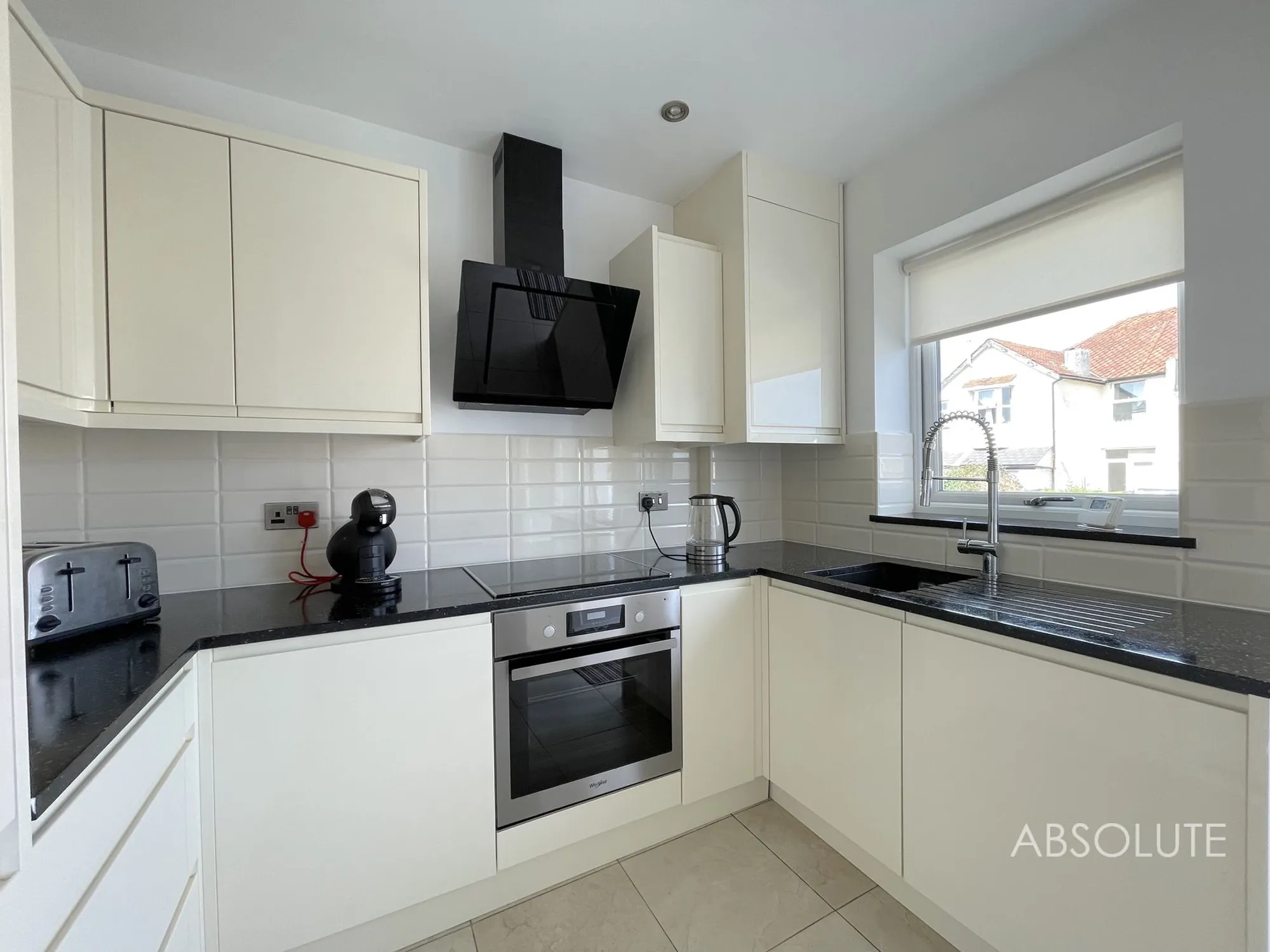 2 bed apartment to rent in Cedar Road, Paignton  - Property Image 5