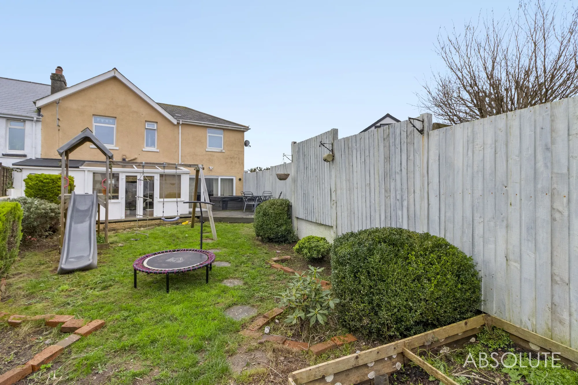4 bed end of terrace house for sale 21