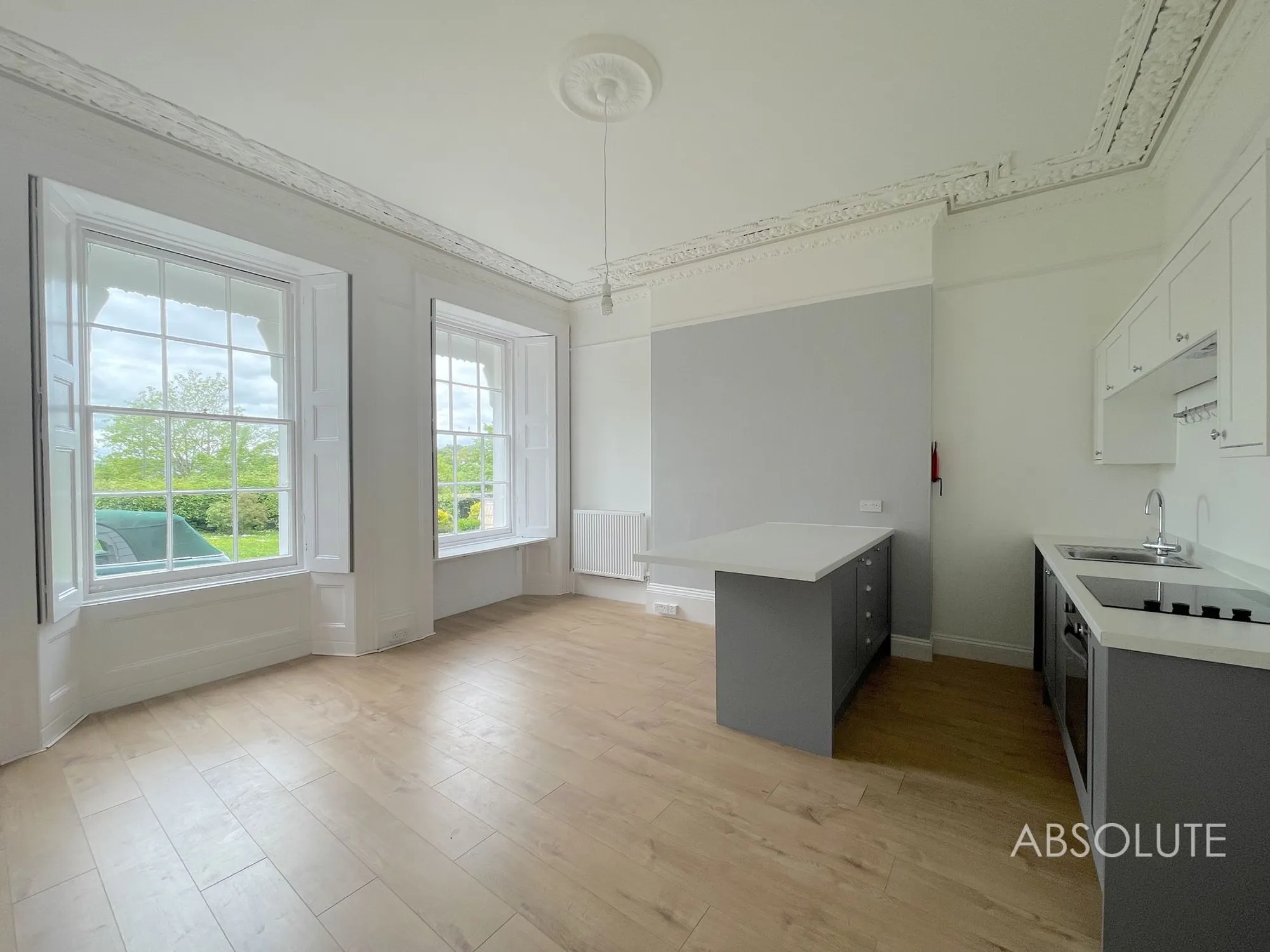1 bed flat to rent in Lisburne Crescent, Torquay - Property Image 1