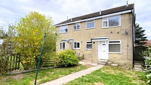 1 bed town house to rent in Dale View Road, Keighley  - Property Image 1