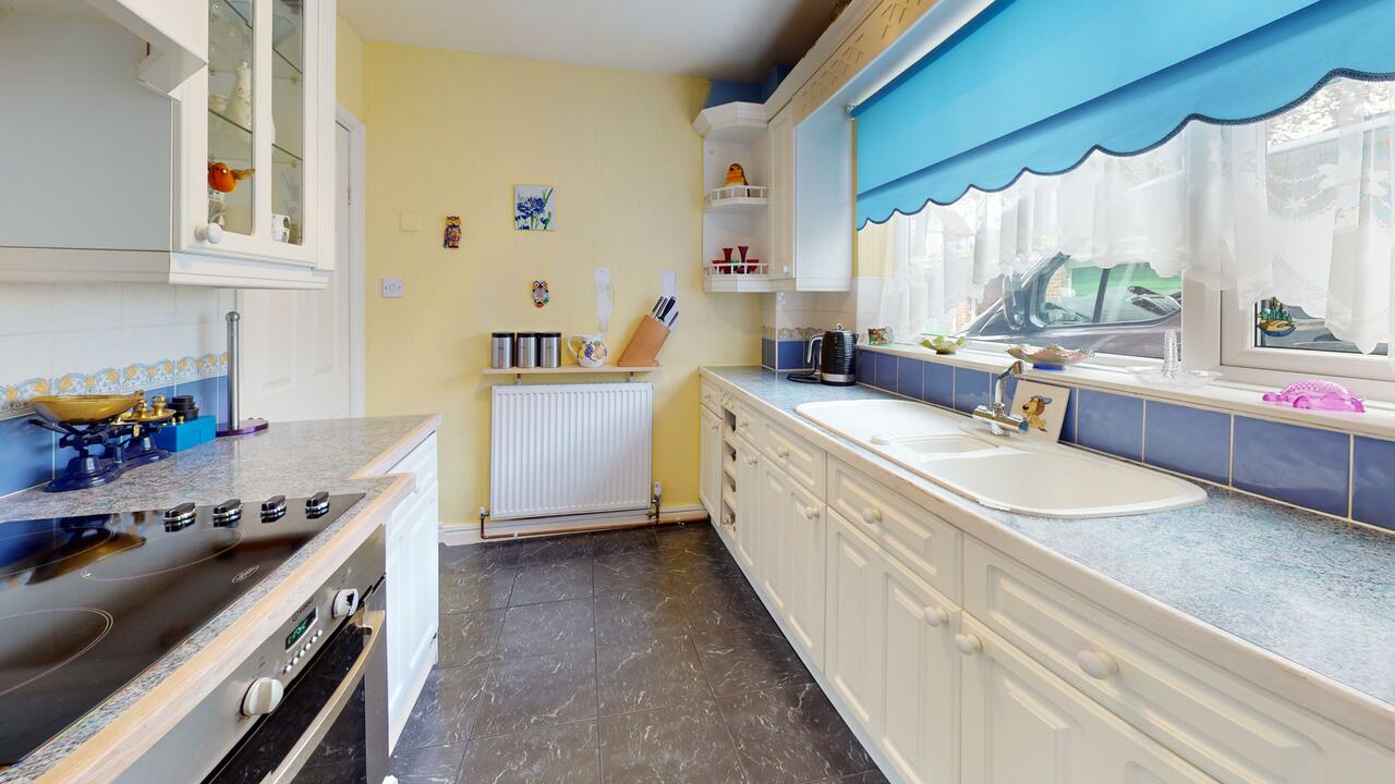 1 bed apartment for sale in Brentwood Court, Leeds  - Property Image 7