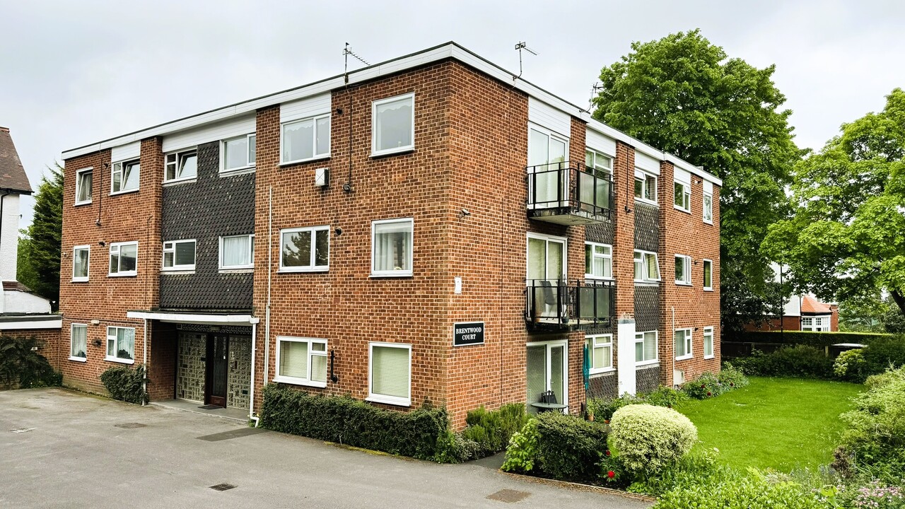 1 bed apartment for sale in Brentwood Court, Leeds  - Property Image 16