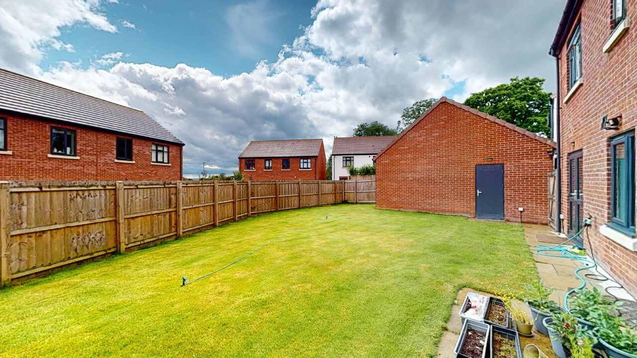 4 bed detached house to rent in West Grove, Leeds  - Property Image 22