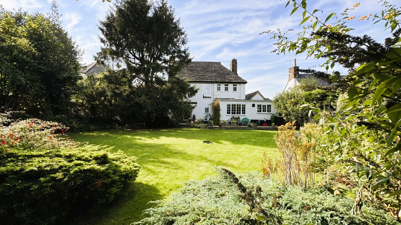 4 bed detached house for sale in Ancaster View, Leeds  - Property Image 5