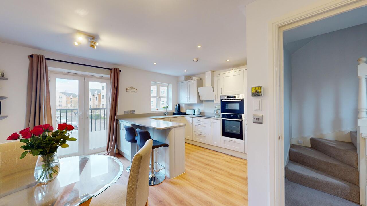 4 bed town house for sale in West Park, Leeds  - Property Image 4