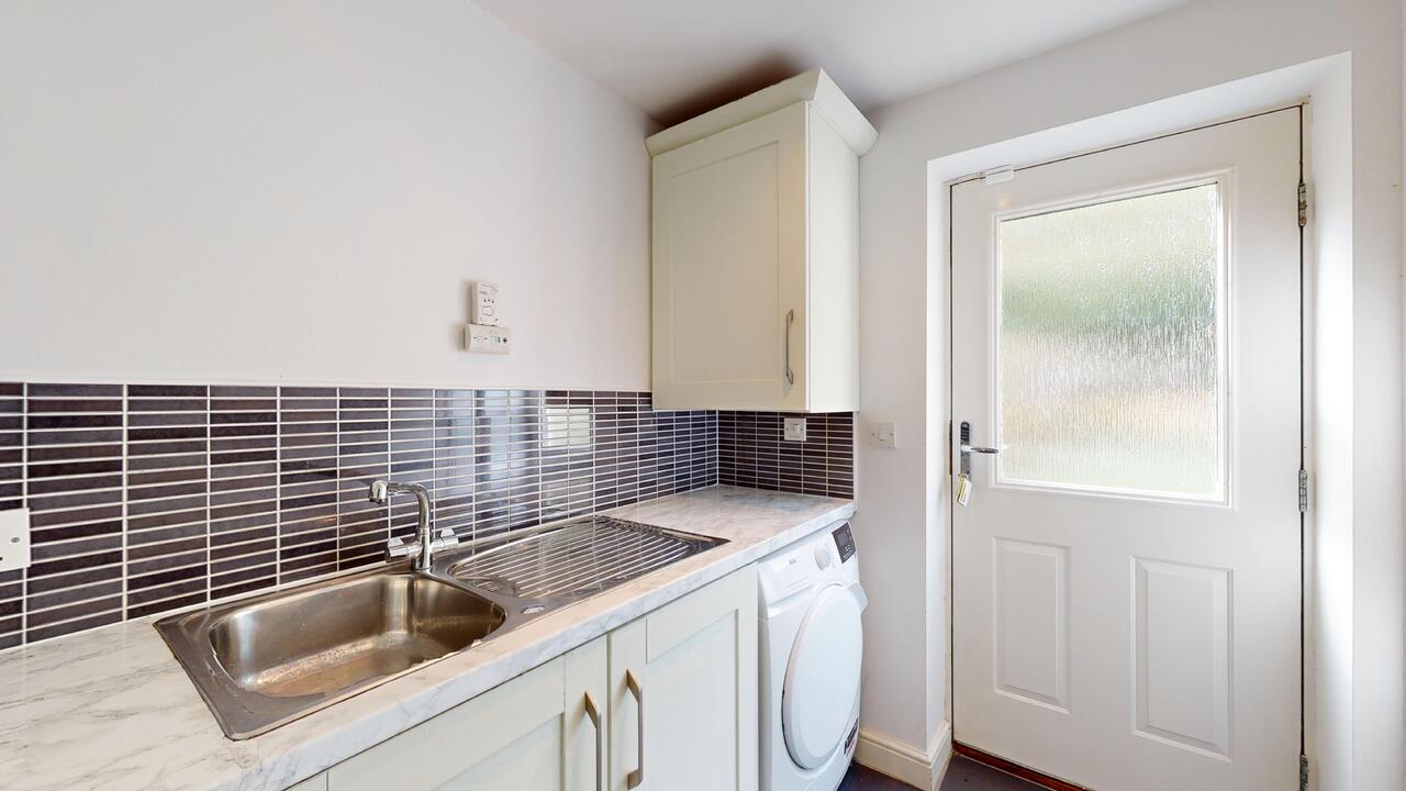 4 bed town house for sale in West Park, Leeds  - Property Image 23