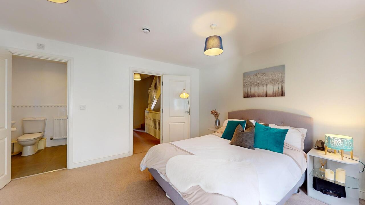 4 bed town house for sale in West Park, Leeds  - Property Image 12