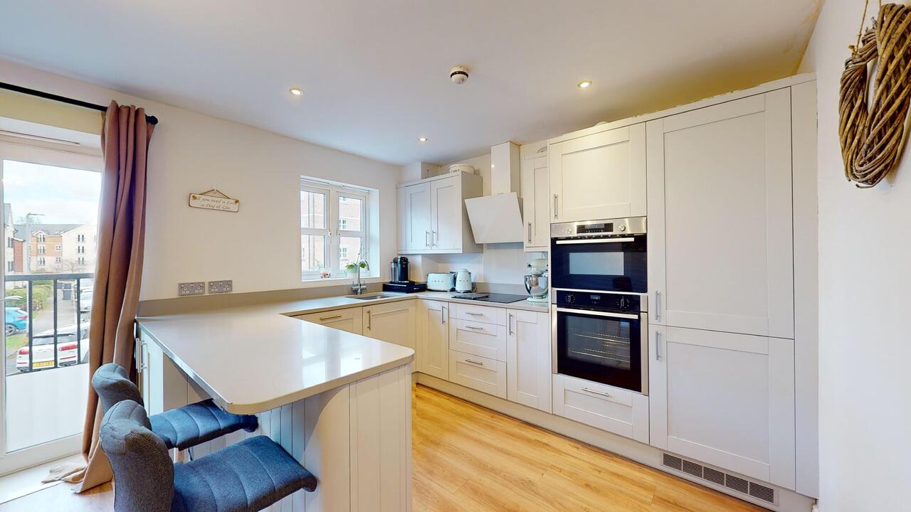 4 bed town house for sale in West Park, Leeds  - Property Image 6