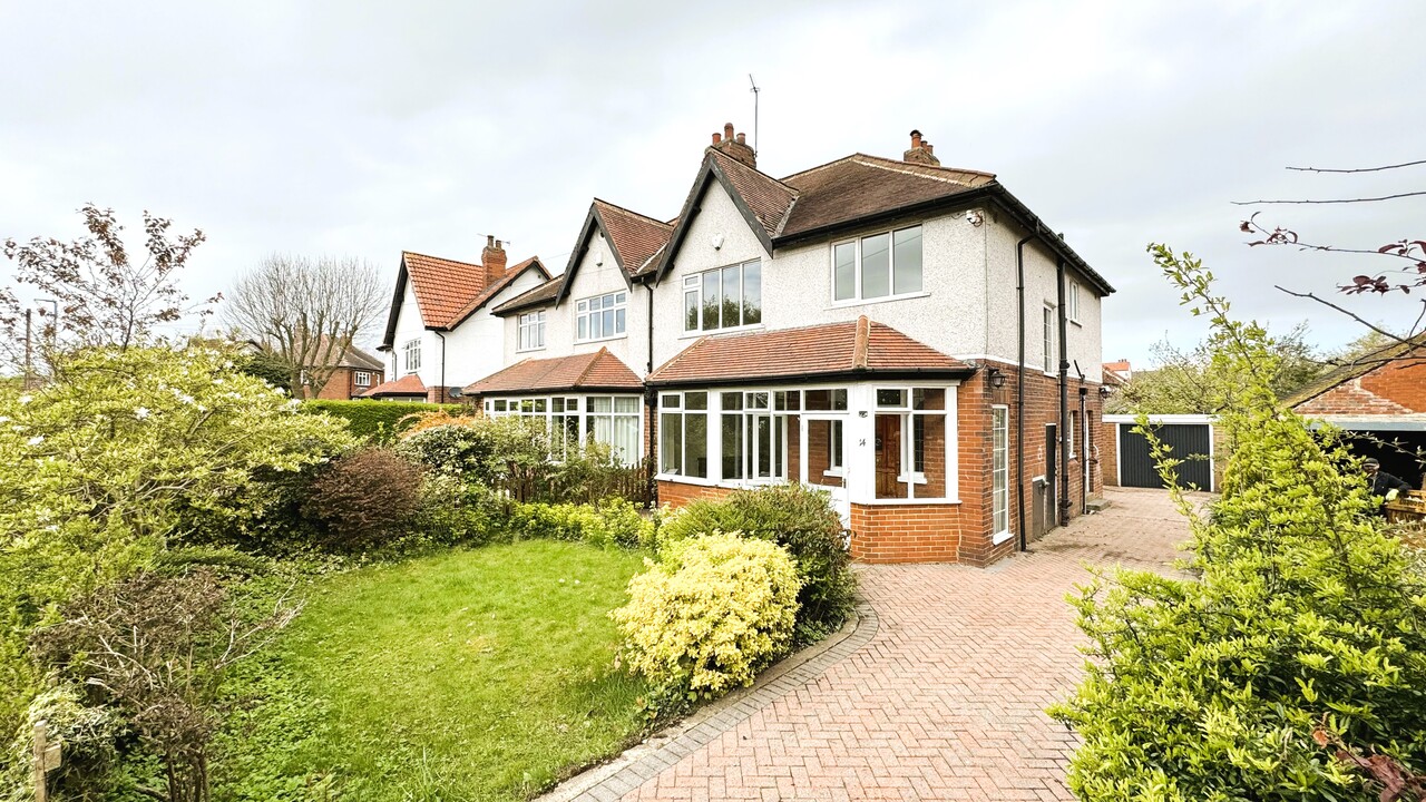 4 bed semi-detached house for sale in Harrowby Road, Leeds  - Property Image 1