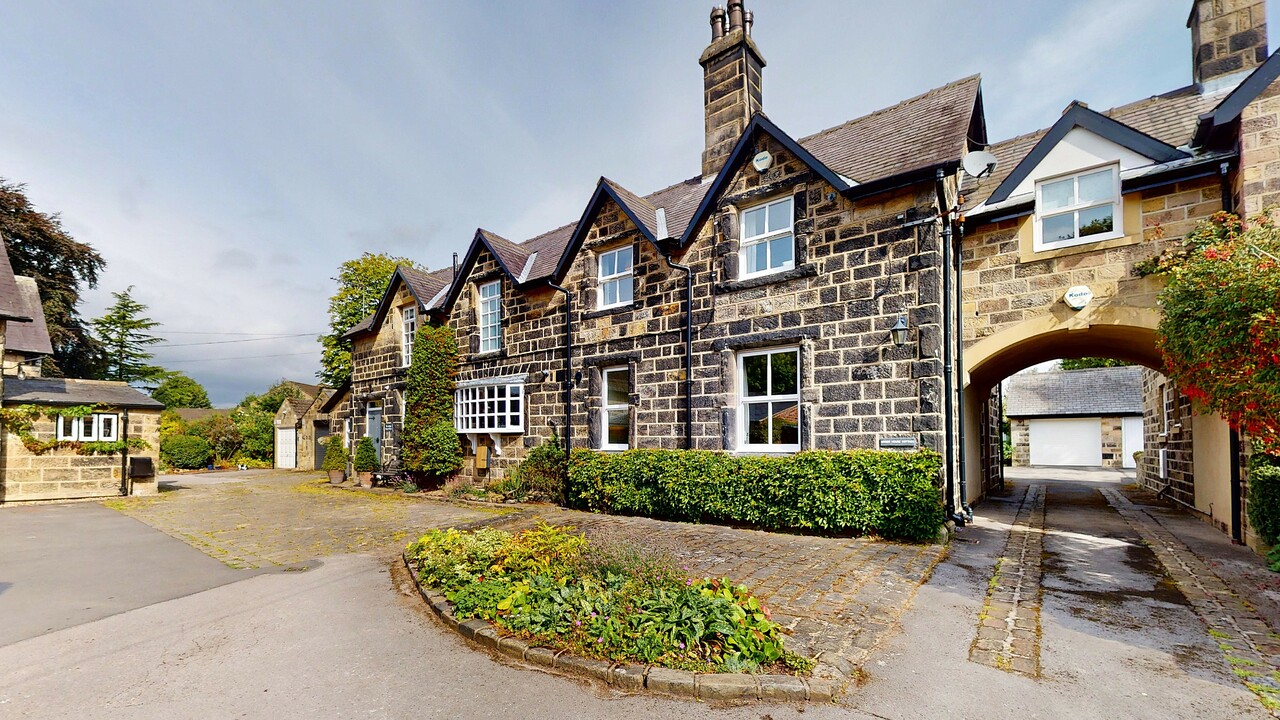 3 bed semi-detached house for sale in Long Causeway, Leeds  - Property Image 1