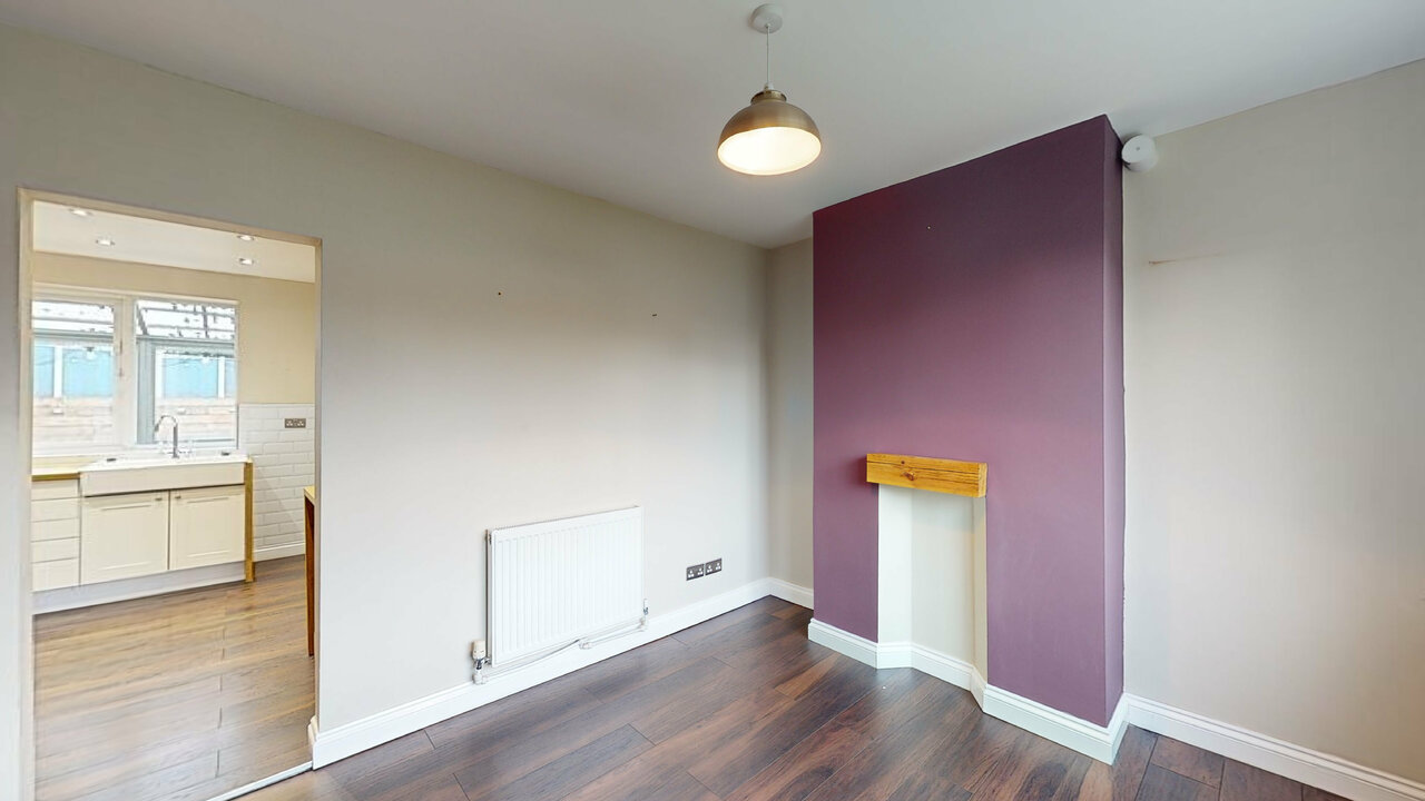 2 bed semi-detached house for sale in Hawkswood Place, Leeds  - Property Image 5