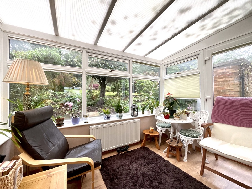 3 bed semi-detached house for sale in West Park/Kirkstall border, Leeds  - Property Image 8