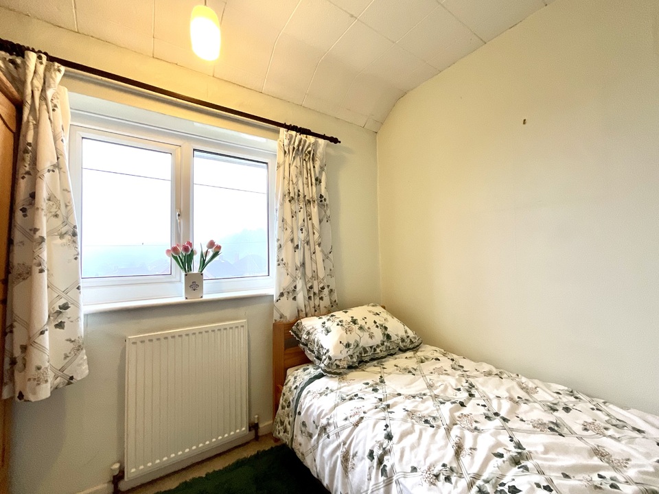 3 bed semi-detached house for sale in West Park/Kirkstall border, Leeds  - Property Image 16