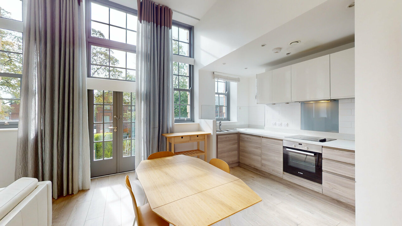 2 bed apartment to rent in Victoria Gardens, Leeds  - Property Image 3