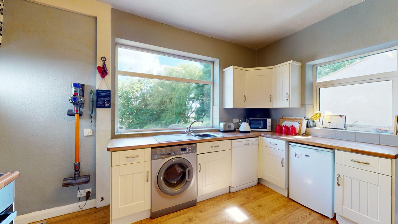 3 bed semi-detached house for sale in Far Headingley, Leeds  - Property Image 9