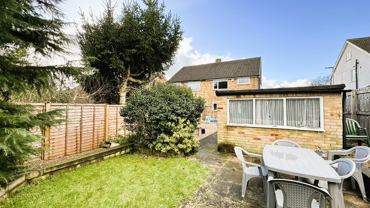 3 bed semi-detached house for sale in Horsforth, Leeds  - Property Image 12
