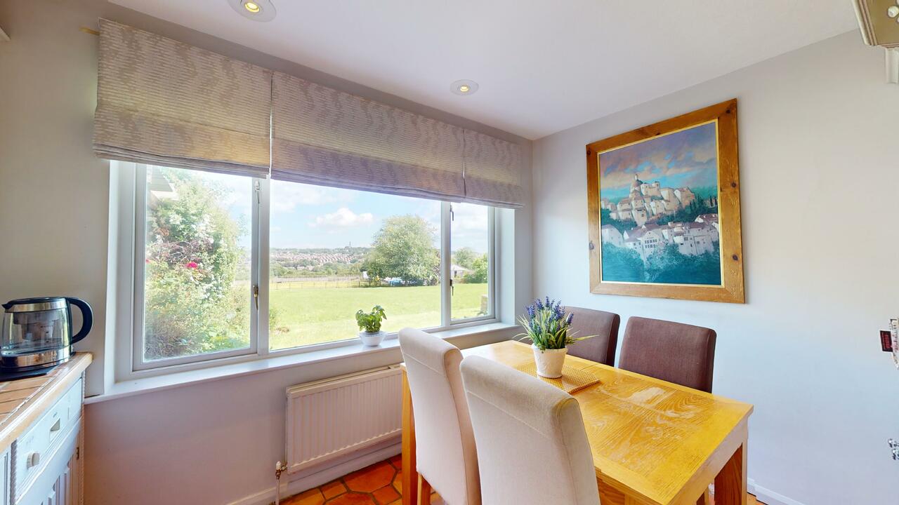 4 bed detached bungalow for sale in Scotland Lane, Horsforth  - Property Image 14