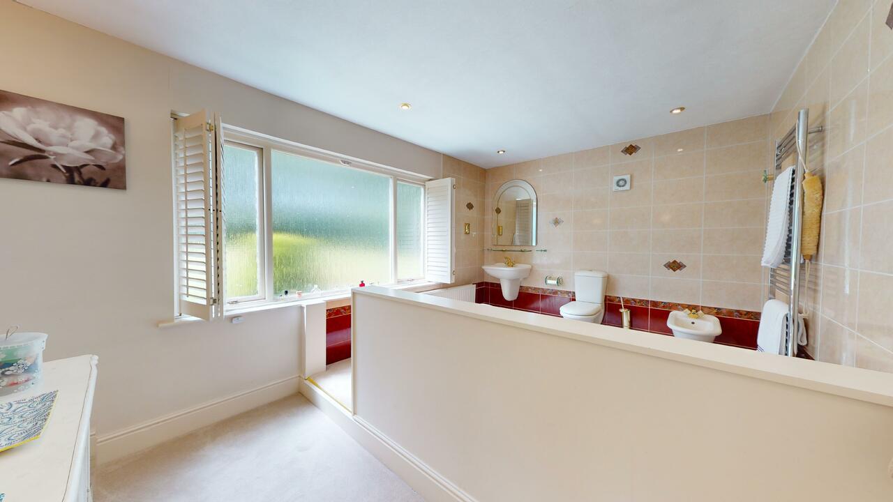 4 bed detached bungalow for sale in Scotland Lane, Horsforth  - Property Image 17