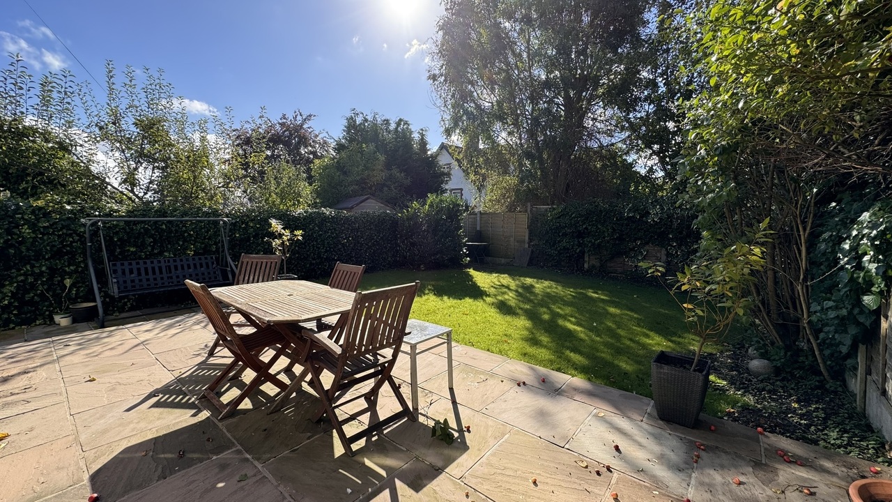 6 bed semi-detached house for sale in Otley Road, Leeds  - Property Image 33