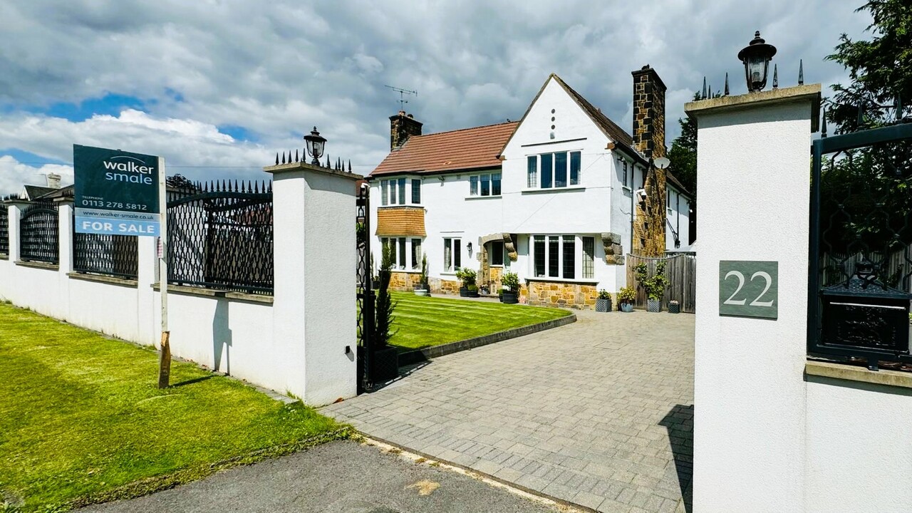 4 bed detached house for sale in Ancaster Road, Leeds  - Property Image 1