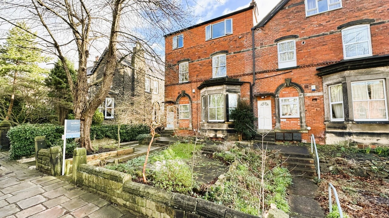 2 bed apartment for sale in Headingley, Leeds - Property Image 1