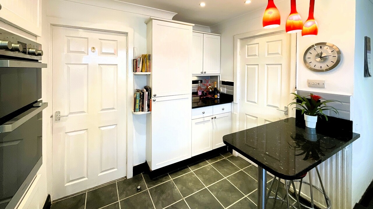 4 bed detached bungalow for sale in West Park, Leeds  - Property Image 11